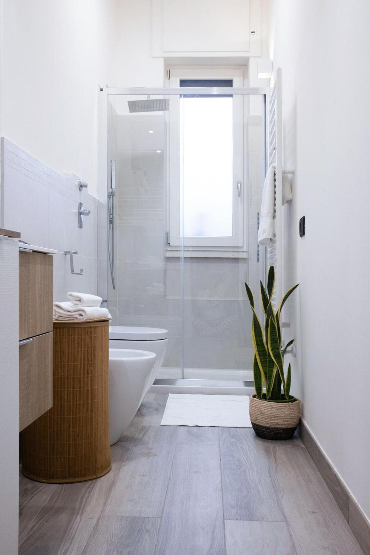 M4 Tolstoj - Milano Vicino Navigli E Duomo Apartment Luaran gambar